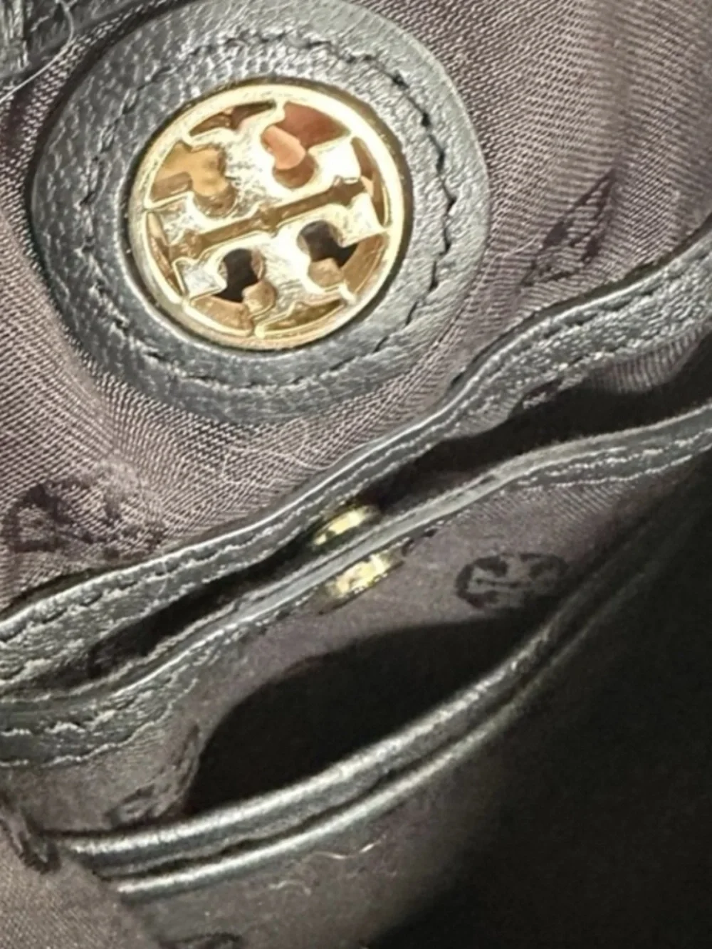 ✨ Tory Burch Black Pebbled Leather Drawstring Bucket Bag Gold Medallion EUC